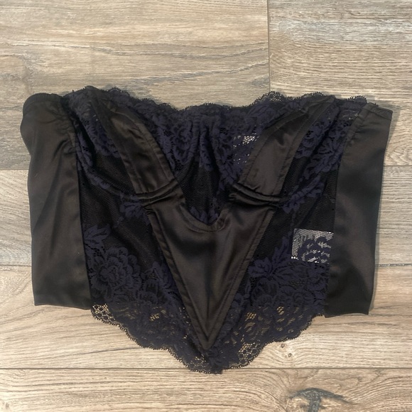 Princess Polly lace corset top - Picture 7 of 10